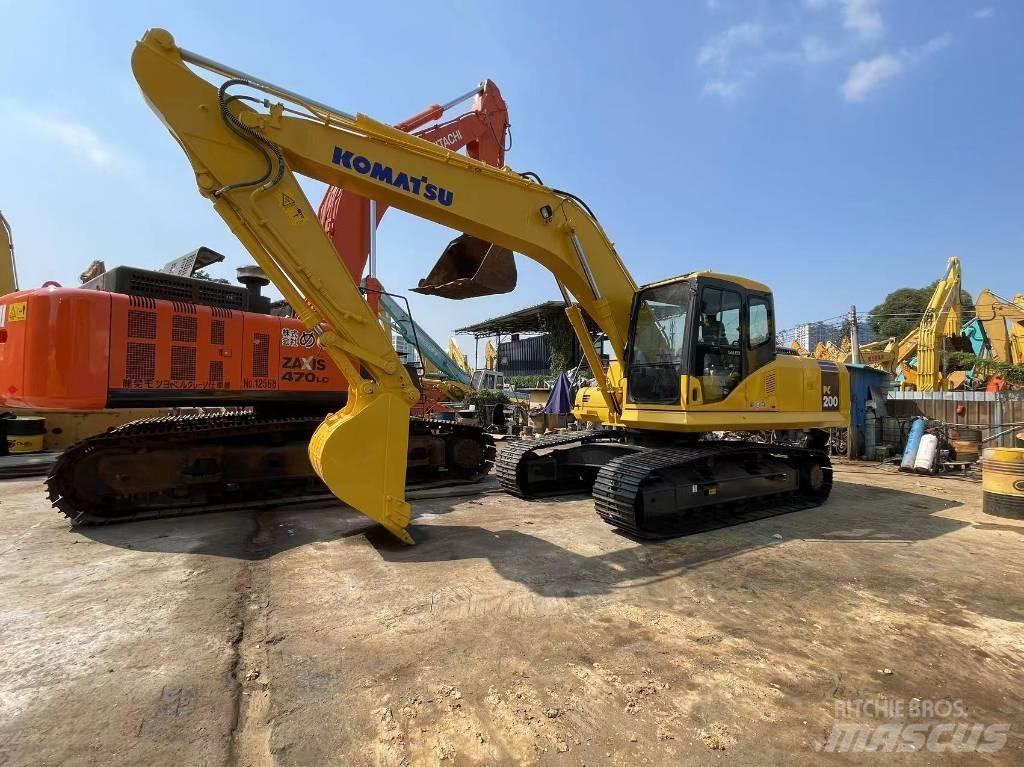 Komatsu PC 200-7 Beltegraver