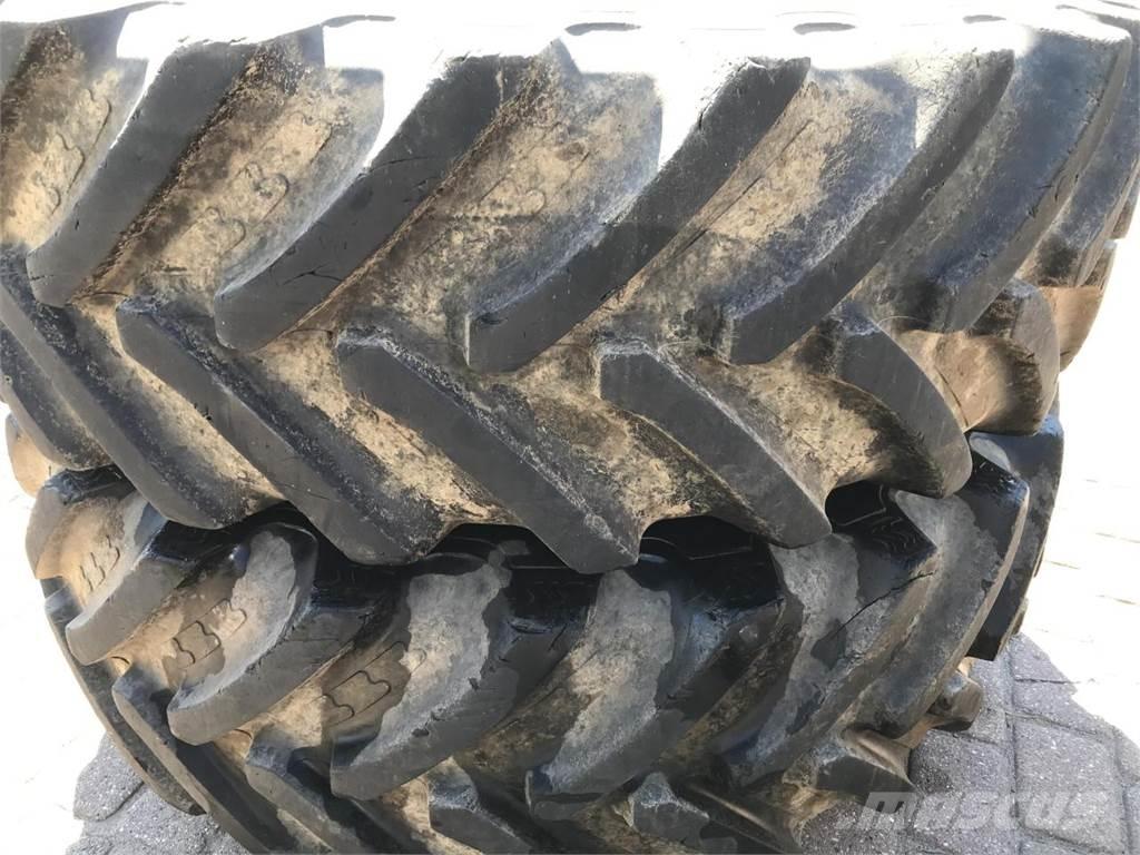 BKT 650/85R42 Dekk, hjul og felger