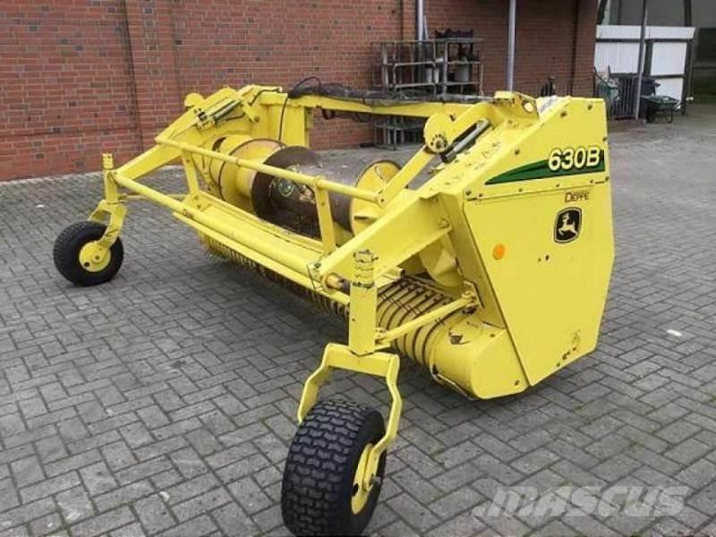 John Deere 630 B Høy- og fôrmaskintilbehør