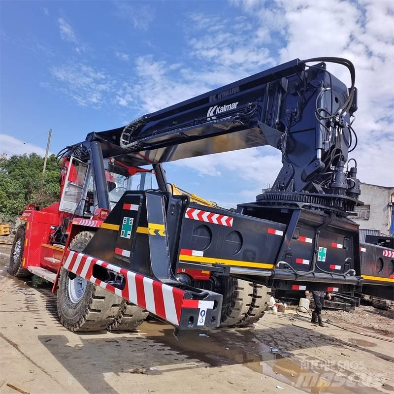 Kalmar DRF 450 Reachstackere
