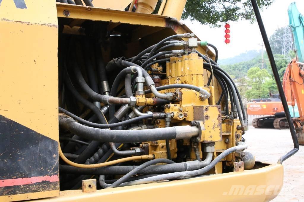 CAT 320BU Beltegraver
