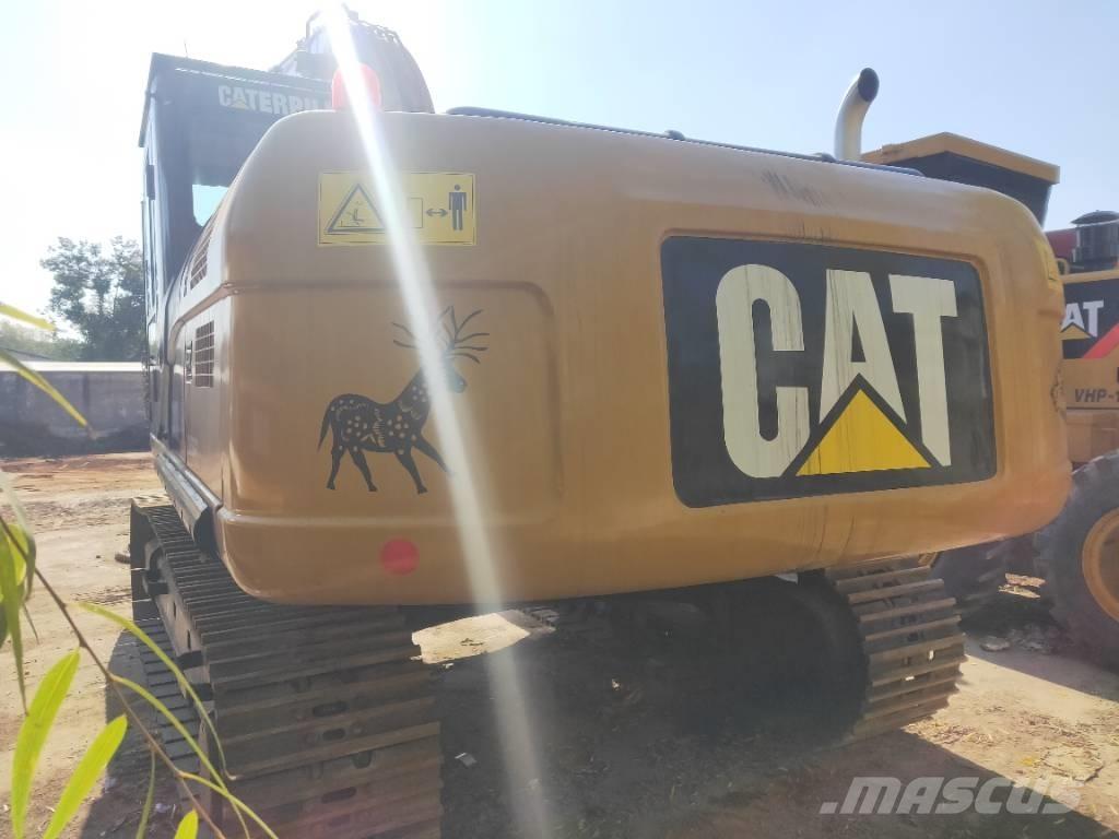 CAT 330D Beltegraver