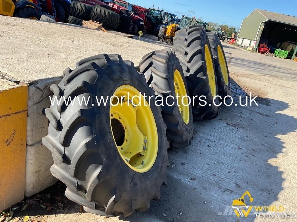 Firestone TYRES Dekk, hjul og felger