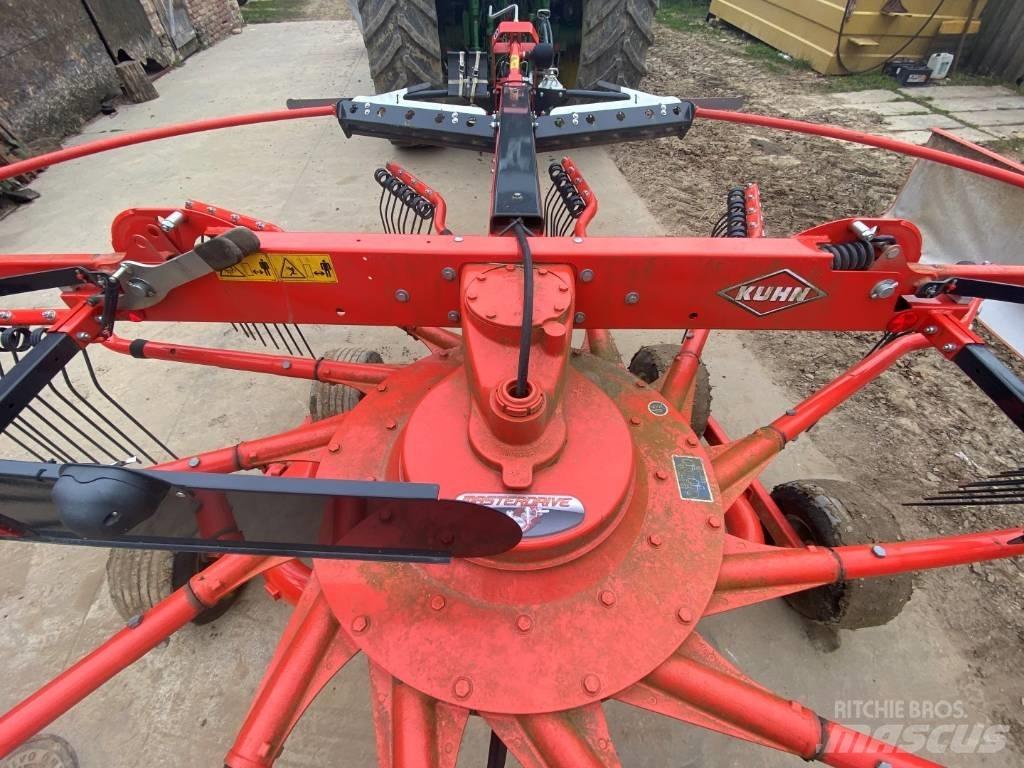 Kuhn GT 4731T Raker og høyvendere