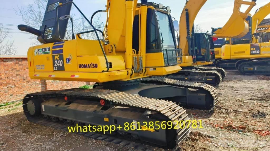 Komatsu PC 240-8 Beltegraver