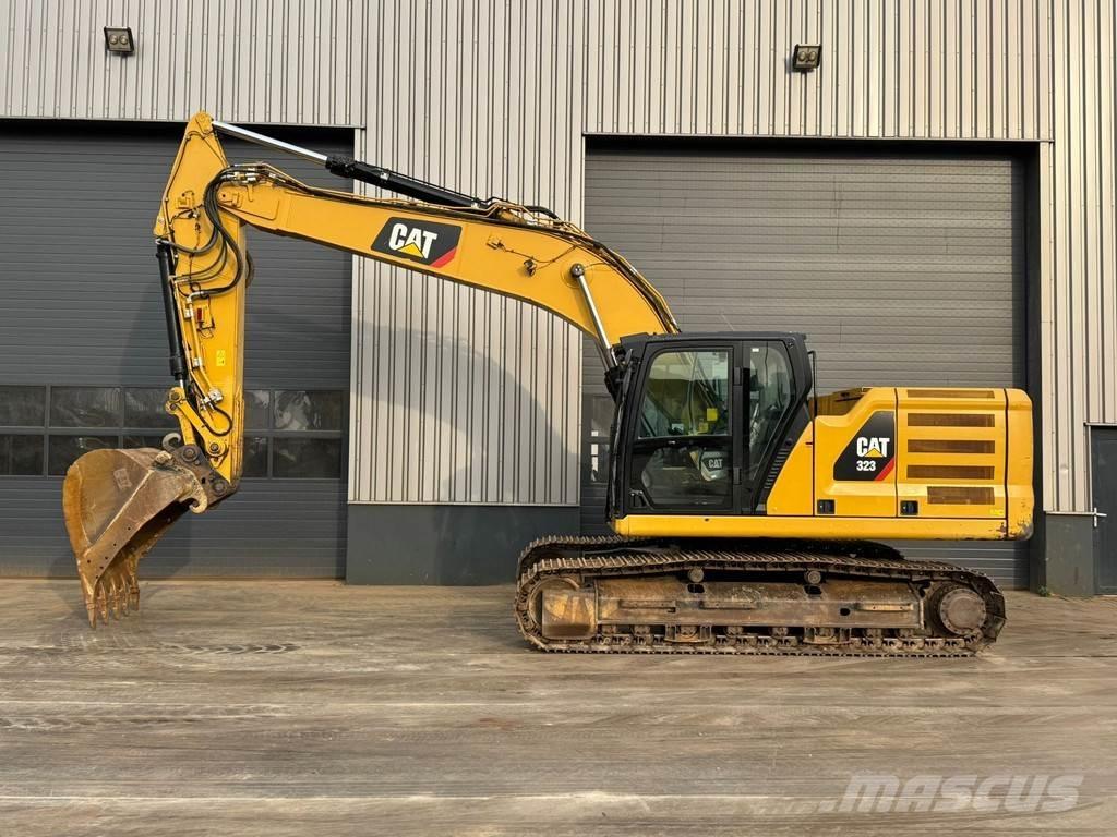 CAT 323 07A Beltegraver