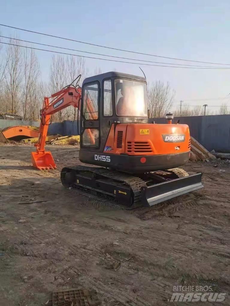 Doosan DH55 Beltegraver
