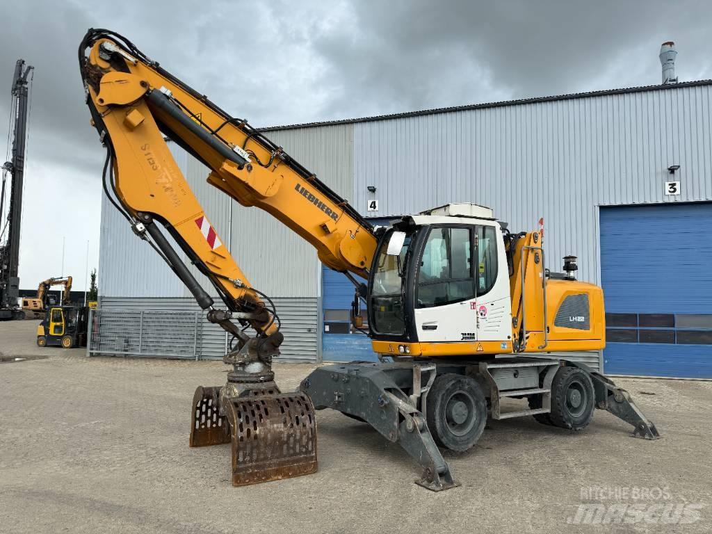 Liebherr LH 22 M Gravemaskiner for avfallshåndtering