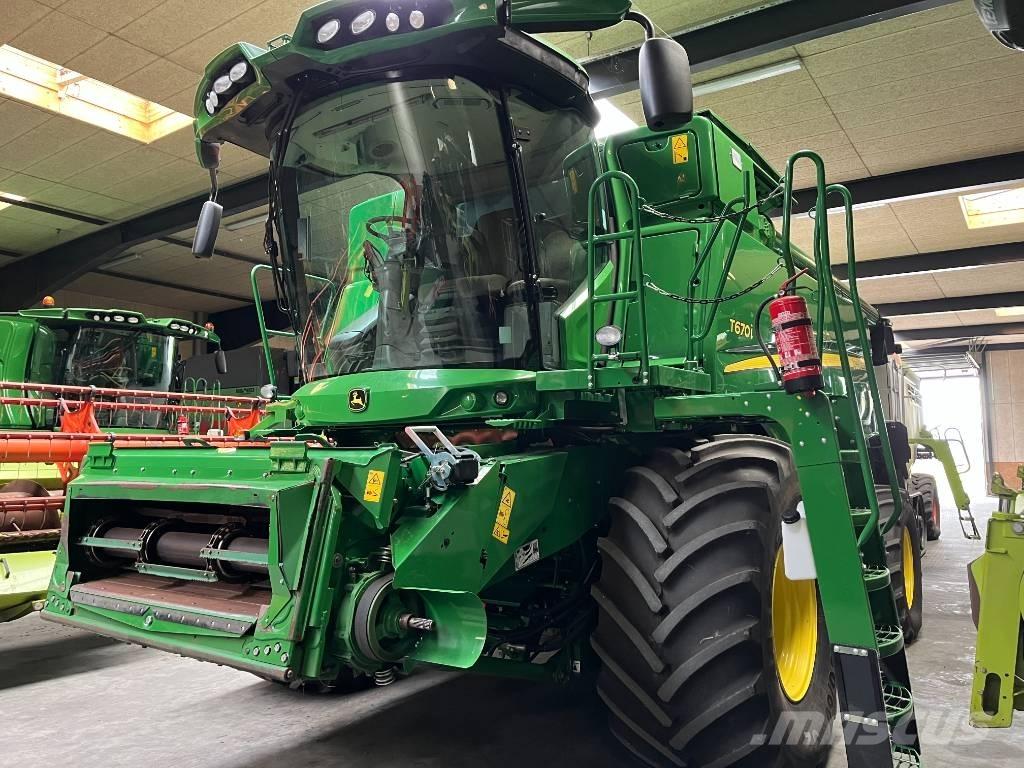 John Deere T670 Skurtreskere