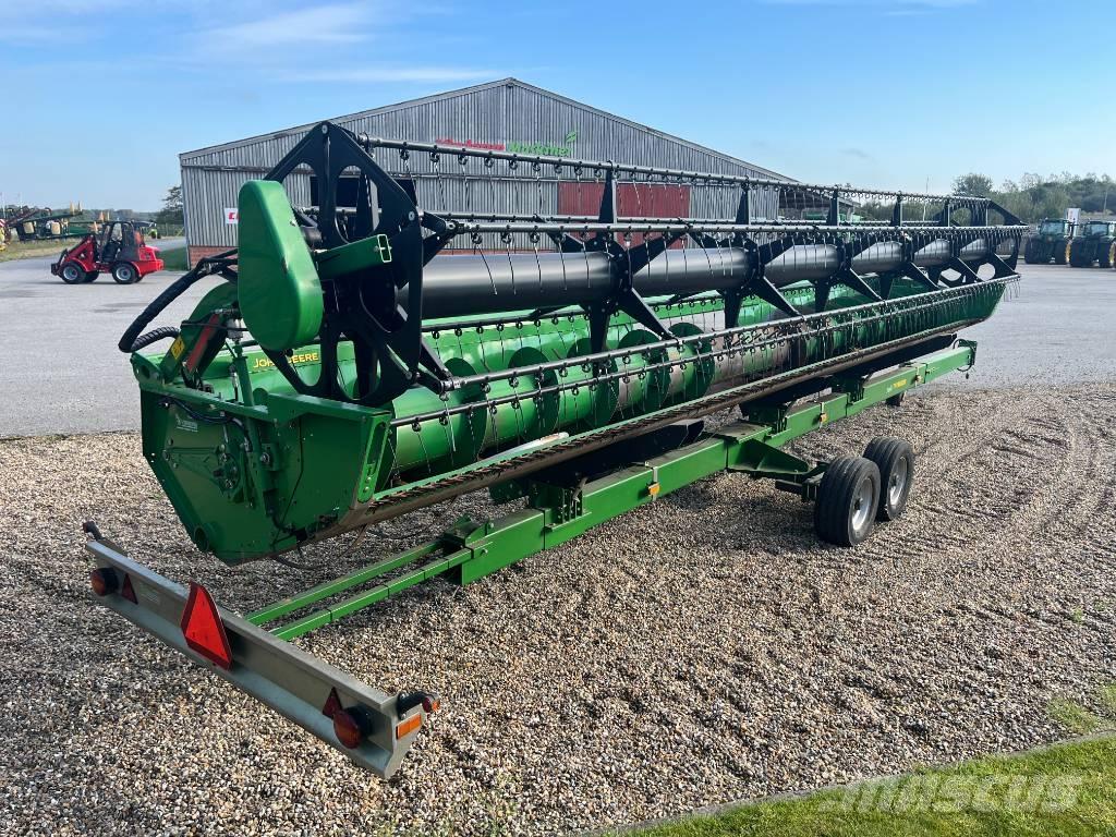 John Deere T670 Skurtreskere