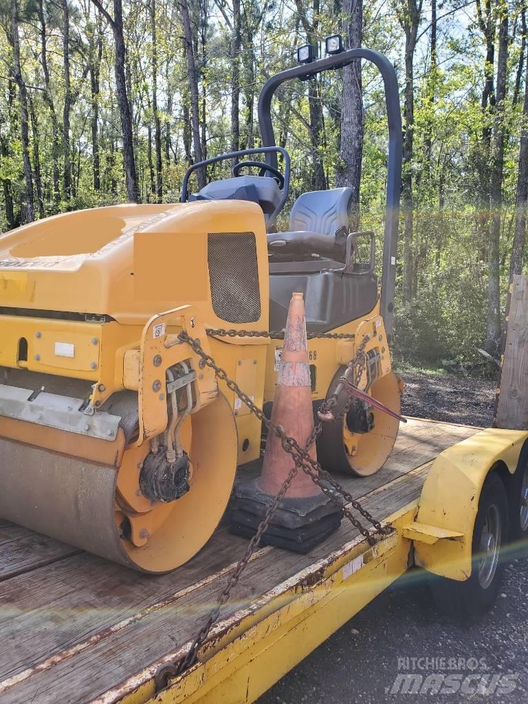 Volvo DD25B Tandem Valser