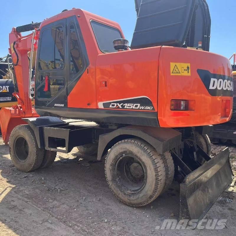 Doosan DX150W Hjulgravere