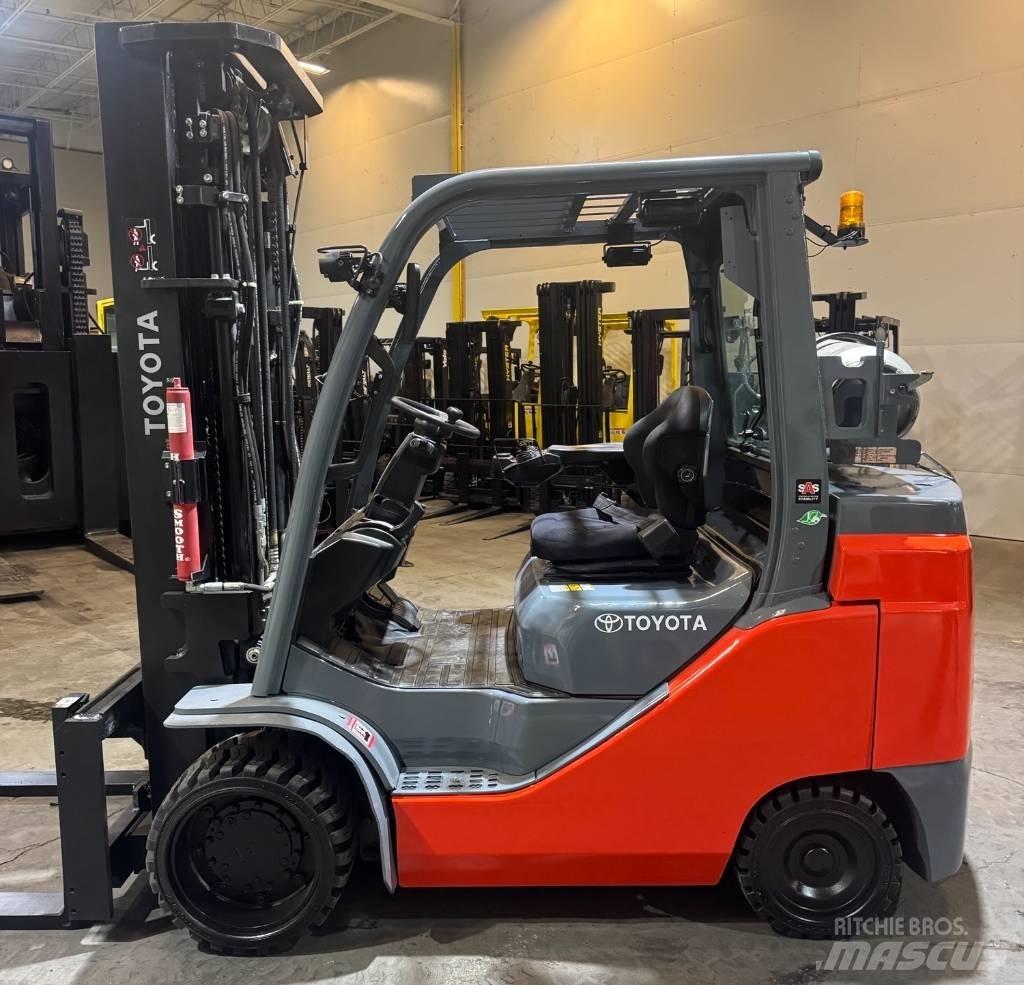Toyota 8 FGC 35 U Gaffeltrucker - Annet