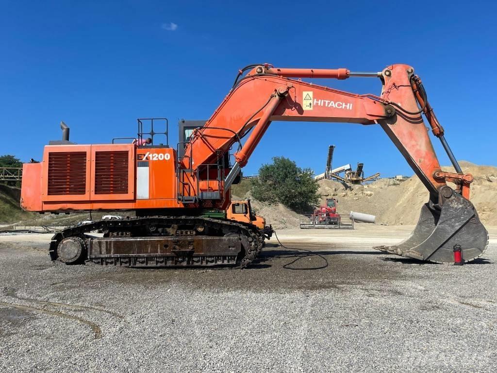 Hitachi EX 1200-6 Beltegraver