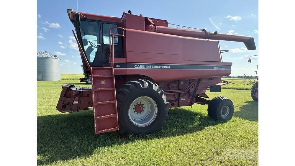 Case IH 1680 Skurtreskere