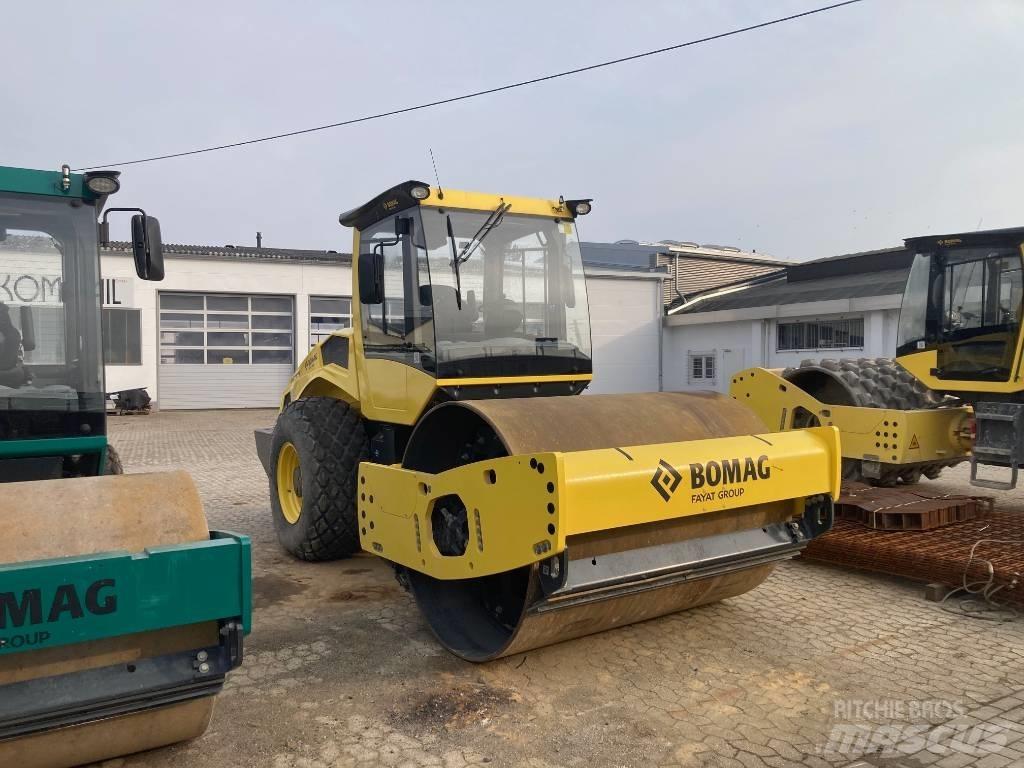 Bomag BW 211 DH-5 Valsetog