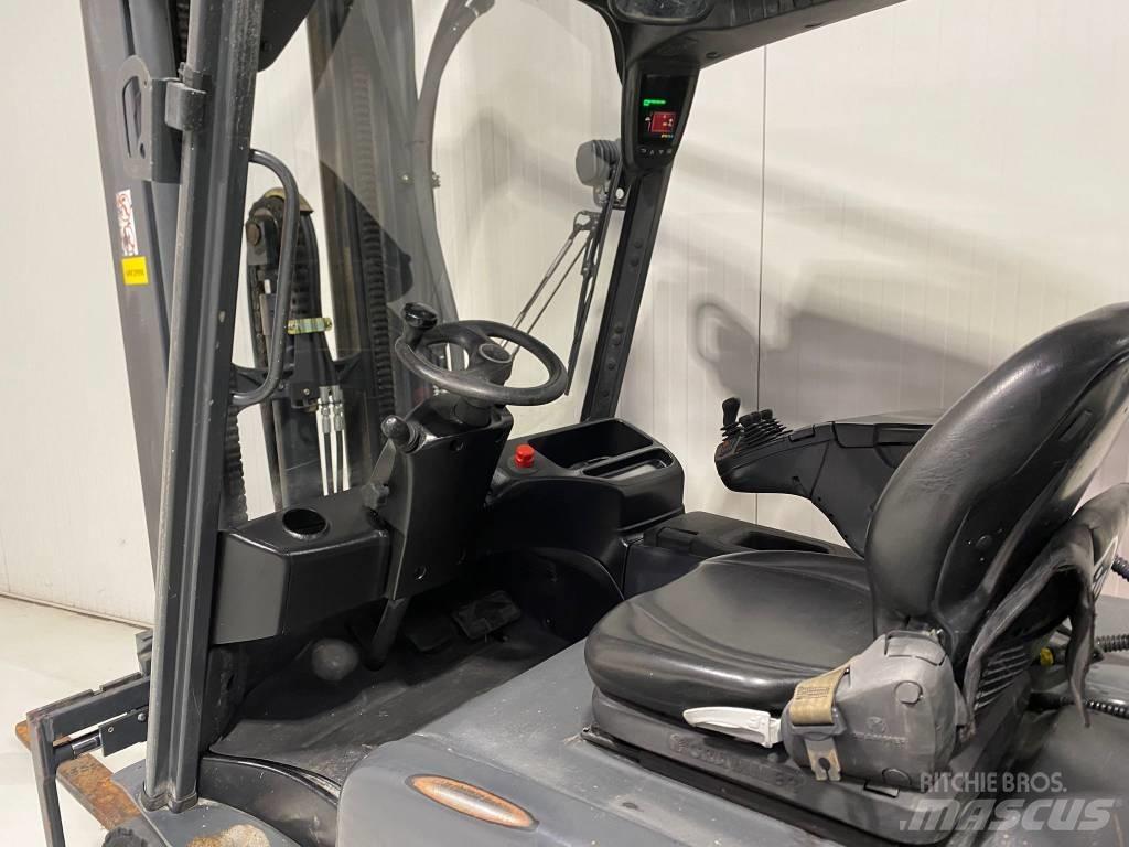 Linde E30L-01 Elektriske trucker