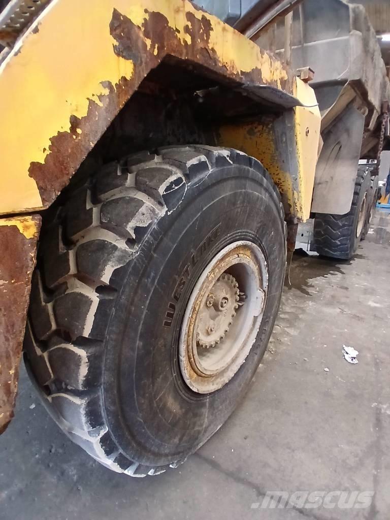 Komatsu HM 300-2 Rammestyrte Dumpere
