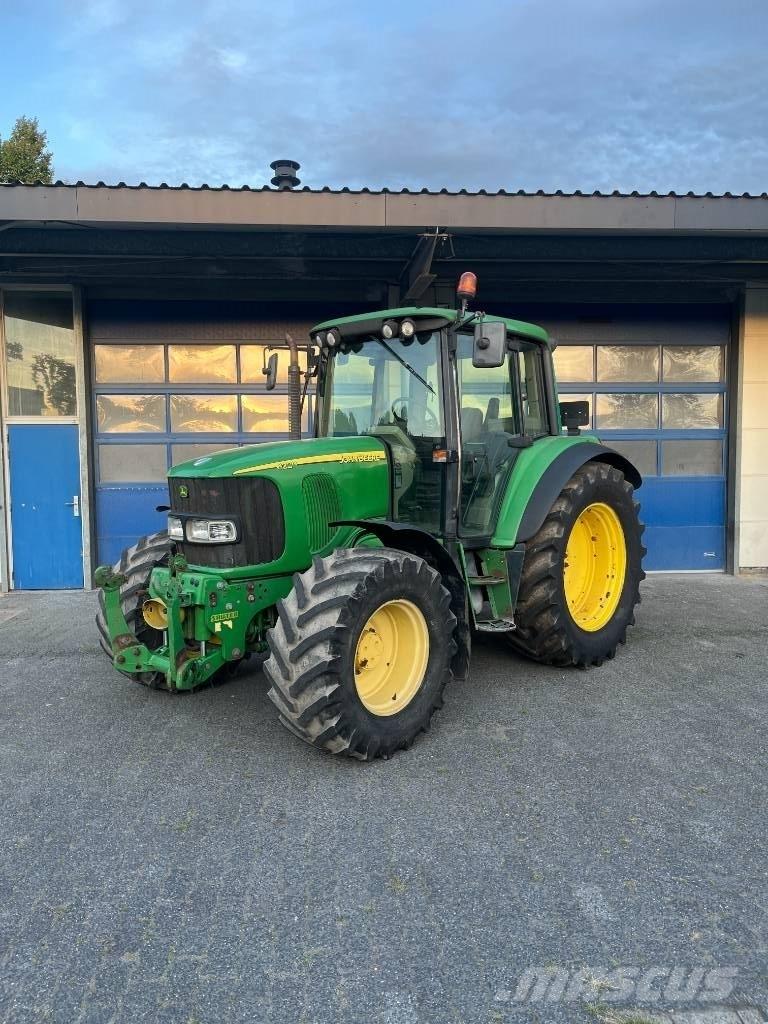 John Deere 6220 Traktorer