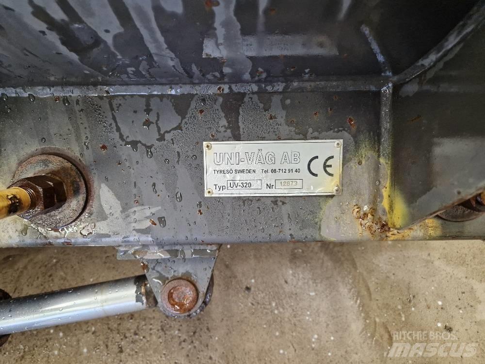Uni-väg UV-320 StBM Snøploger- og skjær
