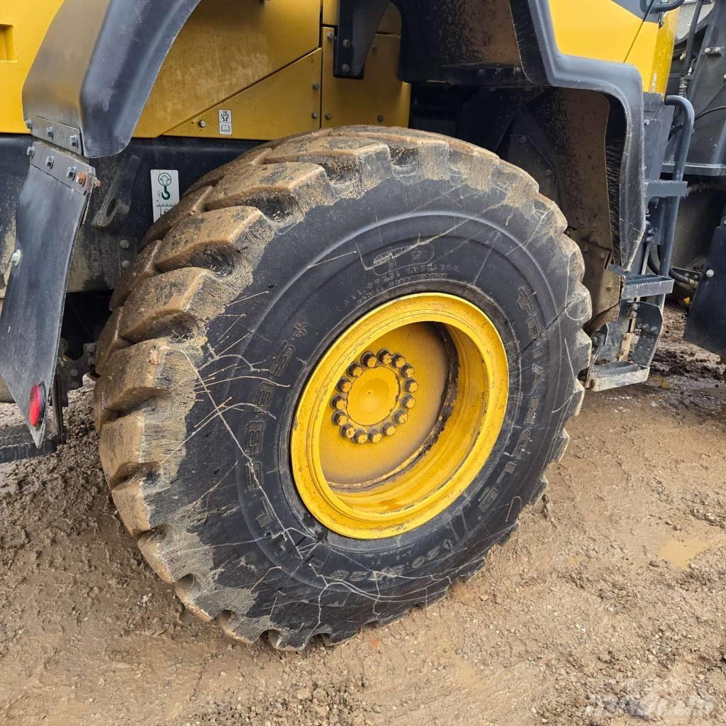 Komatsu WA 320-8 Hjullastere