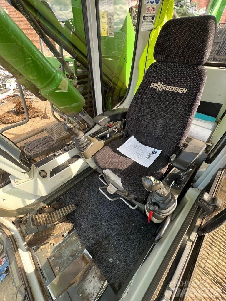 Sennebogen 830 Gravemaskiner for avfallshåndtering