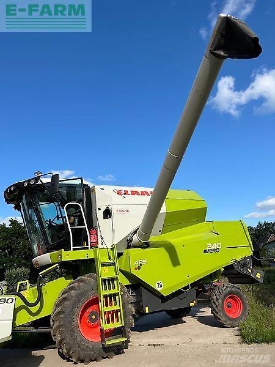 CLAAS avero 240 Skurtreskere