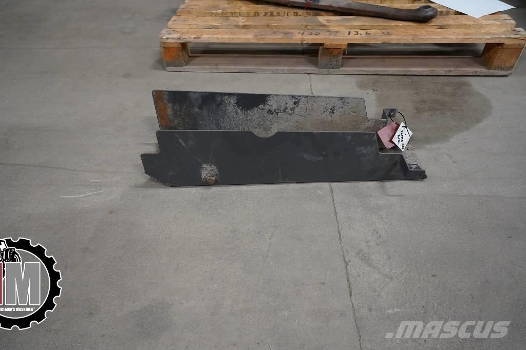 Valtra A 83 HT Skydd Chassis og understell