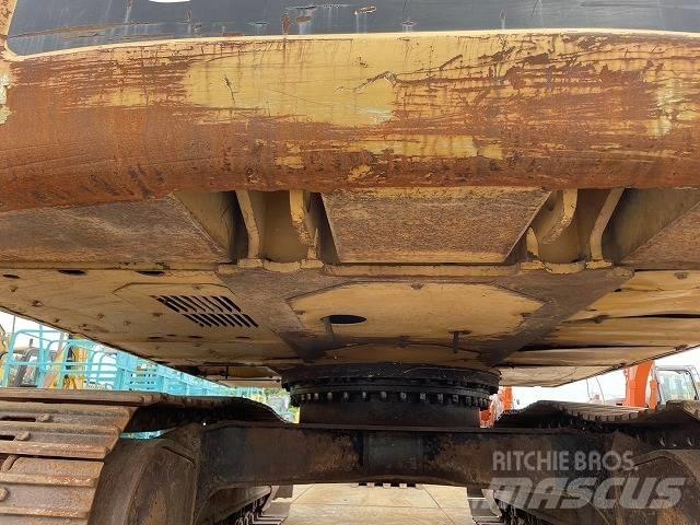 CAT 320D-E Beltegraver