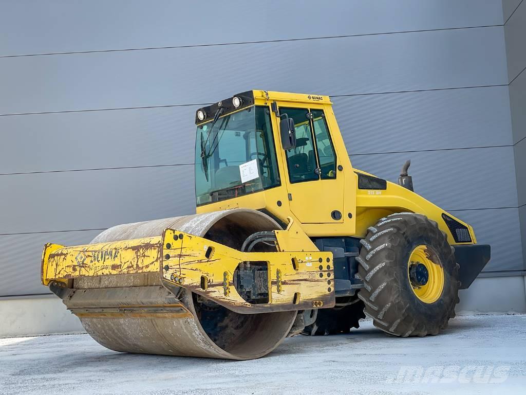 Bomag BW 213 DH-4 Valsetog