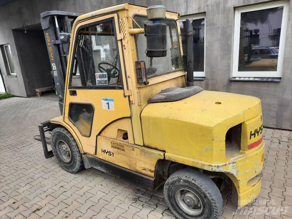 Hyster H4.50XM Diesel Trucker