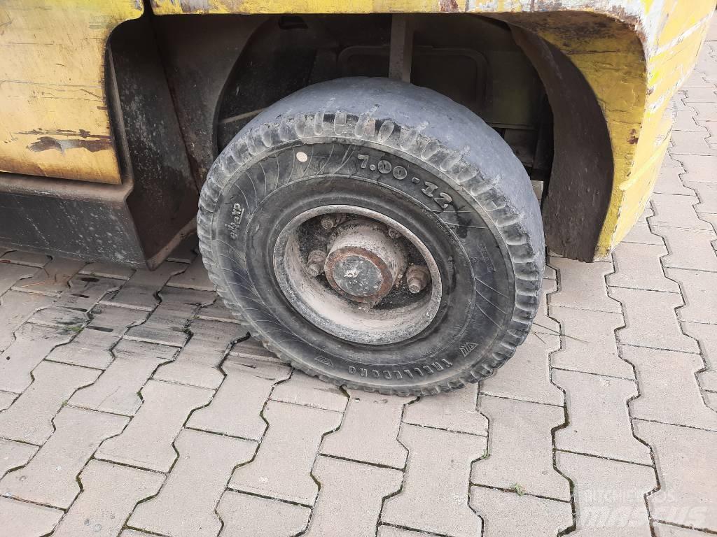 Hyster H4.50XM Diesel Trucker