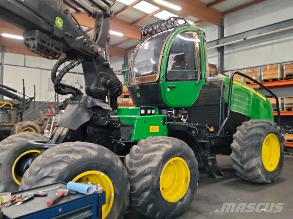 John Deere 1270 E Hogstmaskiner
