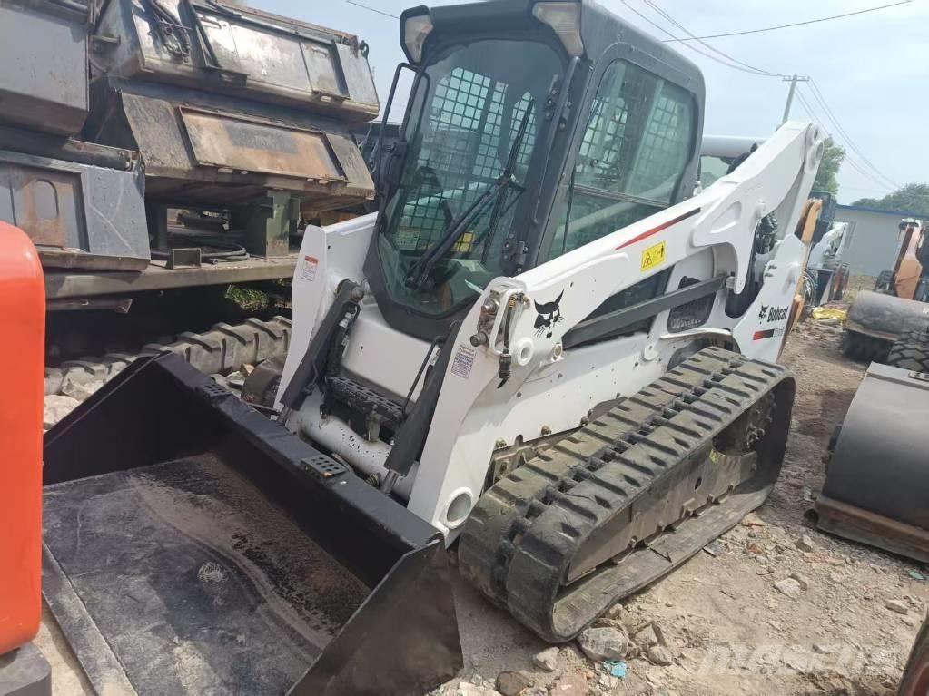 Bobcat T770 Beltelastere
