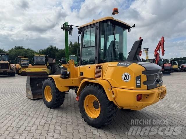 Volvo L 30 G Hjullastere