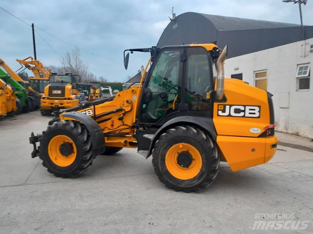 JCB TM 320 S Teleskoplastere for Landbruk