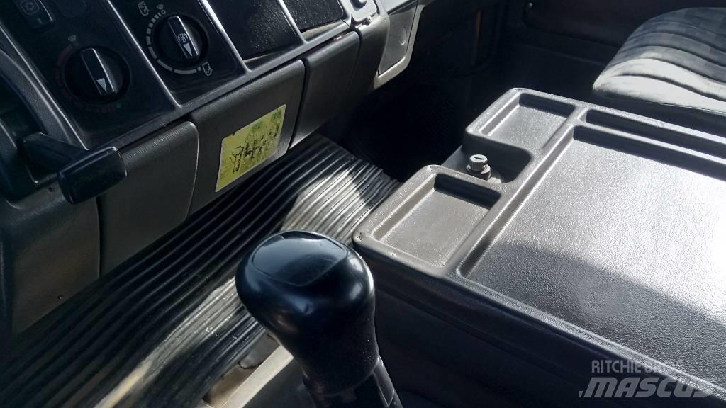Mercedes-Benz 3535 Tippbil