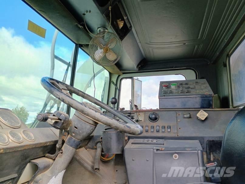 Mack MR Renovasjonsbil