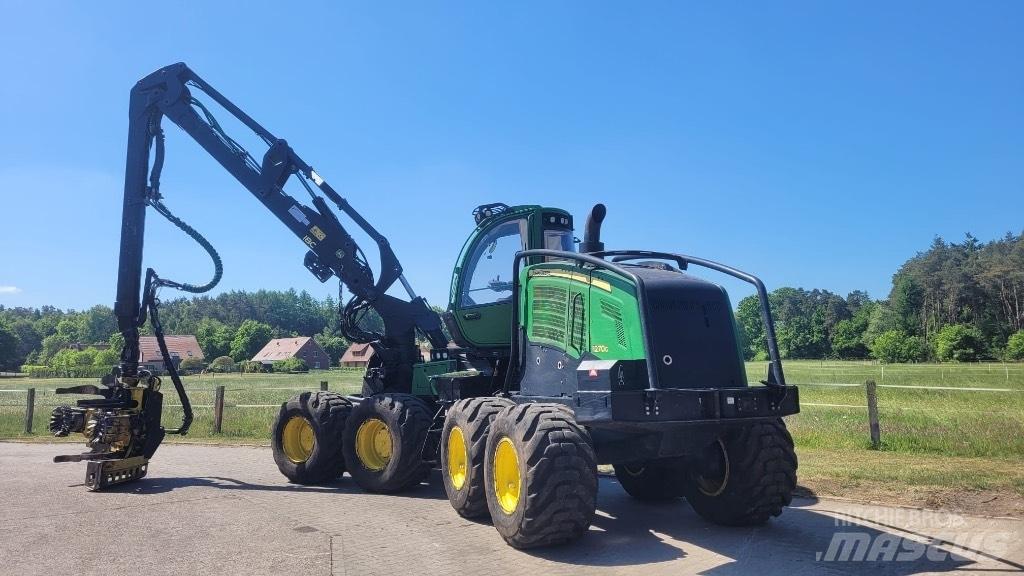 John Deere 1270 G Hogstmaskiner
