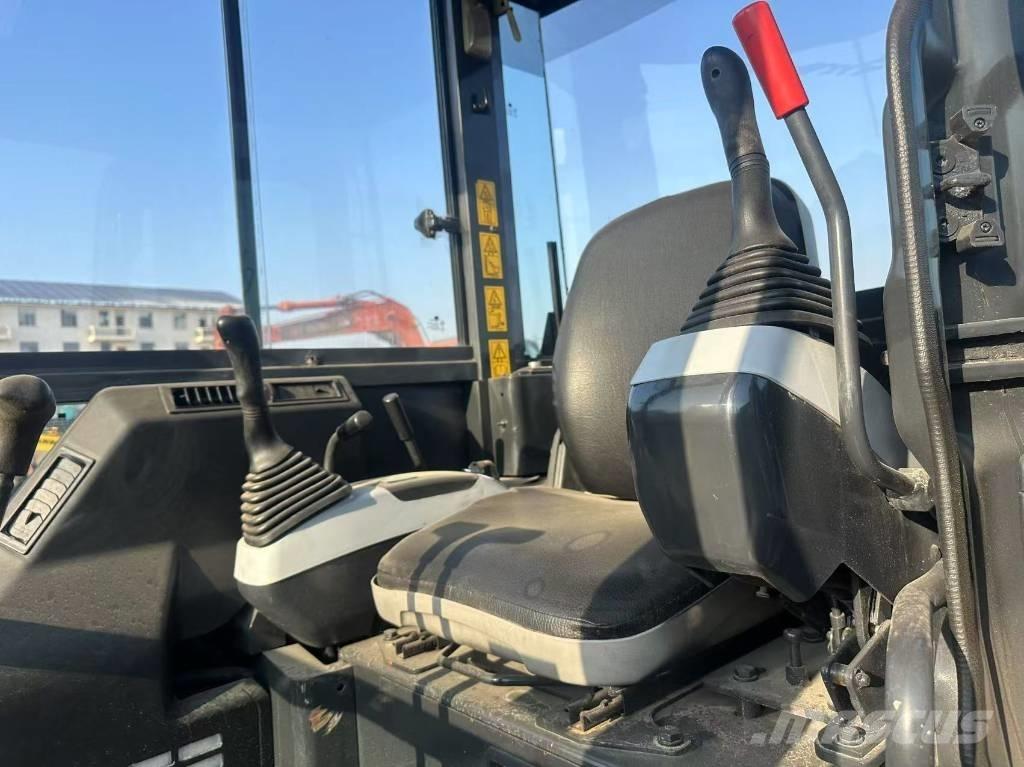 Komatsu PC 40 Minigravere <7t
