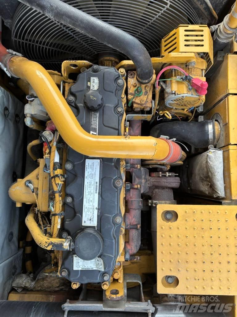 CAT 325 D L Beltegraver