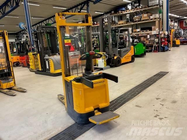 Jungheinrich ERC 214 Ledestablere