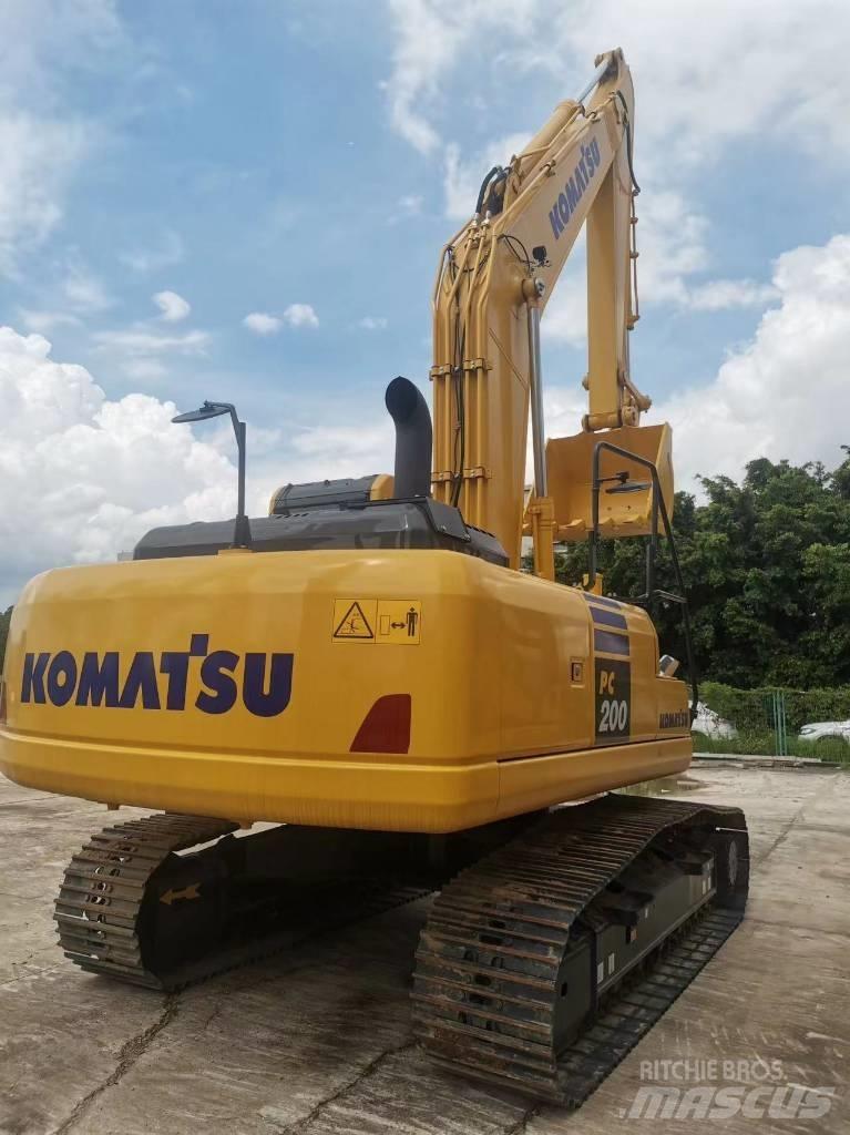 Komatsu PC 200-10 Beltegraver