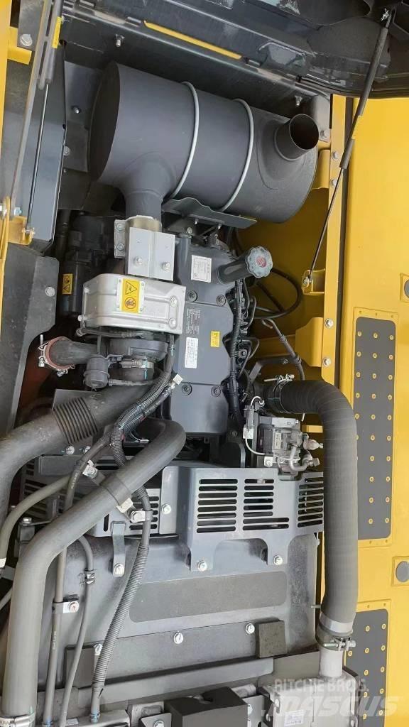 Komatsu PC 200-10 Beltegraver