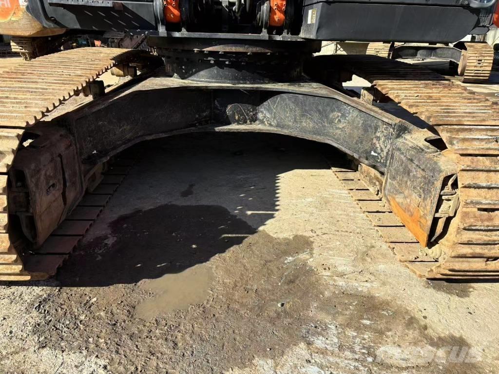 Hitachi ZX 350 Beltegraver