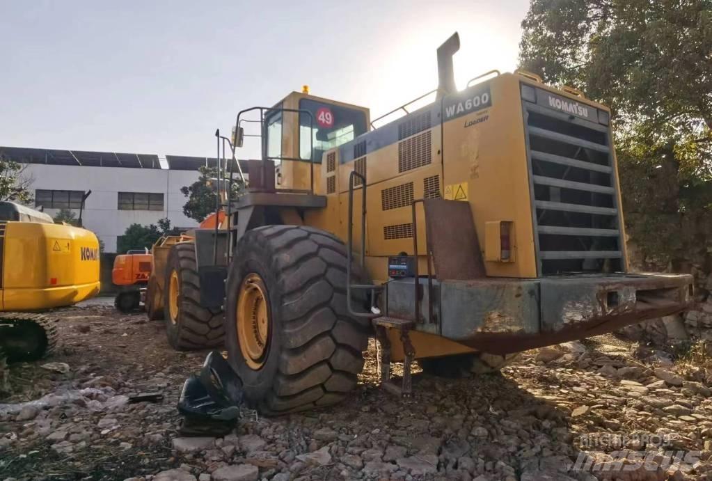 Komatsu WA 600 Hjullastere