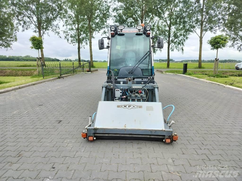Holder 212 MPV/redskapsbærer