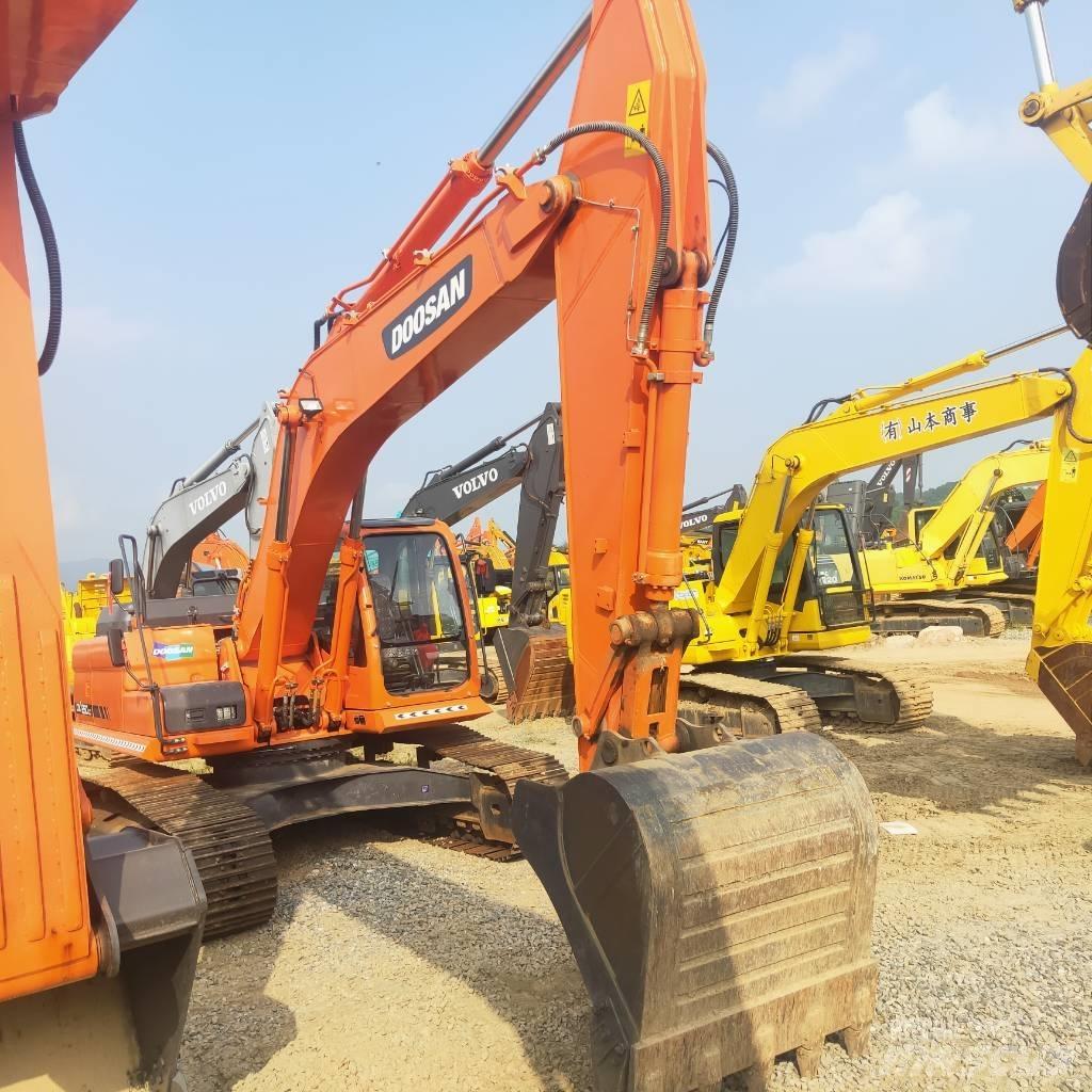 Doosan DX260LC Beltegraver