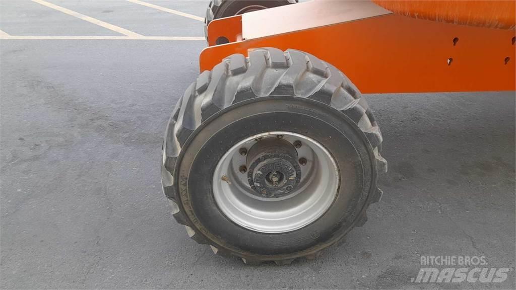 JLG 450AJSII Leddede bomlifter