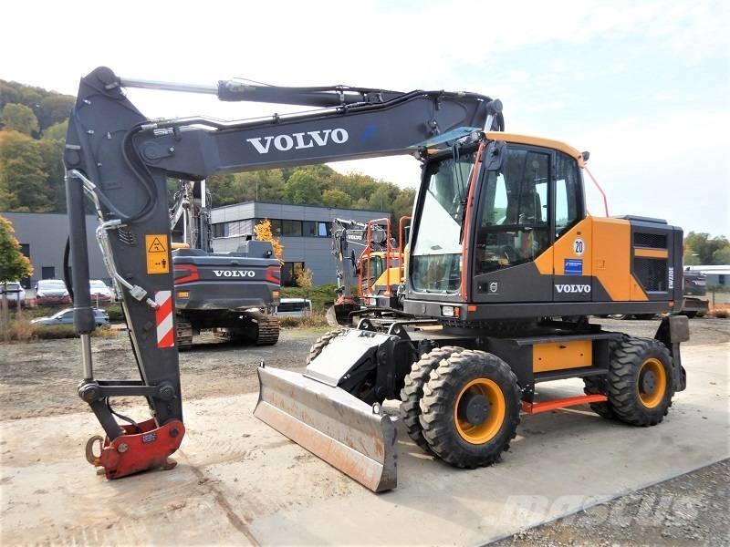 Volvo EW 220 E Hjulgravere